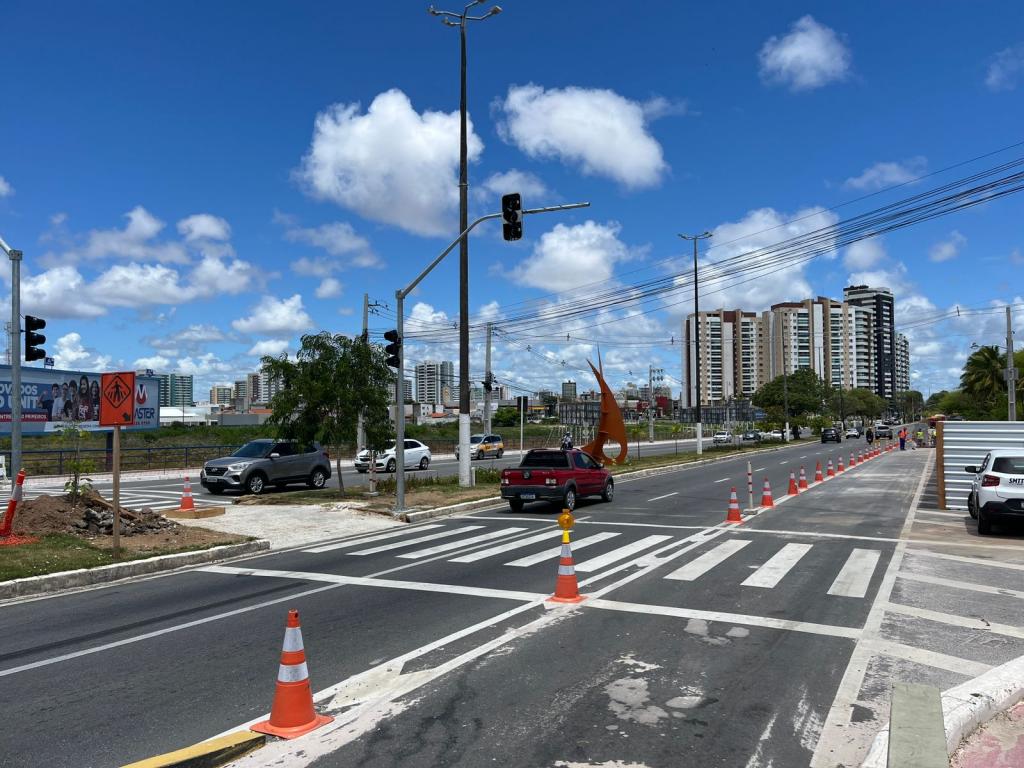 Semáforos na Beira-Mar entram em funcionamento a partir de segunda-feira, 27 - SMTT Aracaju